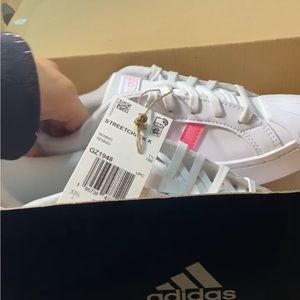 Adidas StreetCheck K